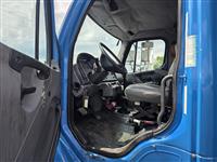 2008 Freightliner M2