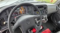 2017 Freightliner M2