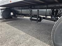 2019 Peterbilt 337