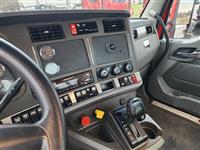 2017 Kenworth T880