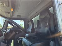 2016 Peterbilt 337