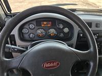2016 Peterbilt 337