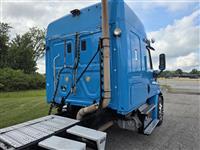 2012 Freightliner Cascadia 113