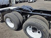2013 Volvo VNM64T