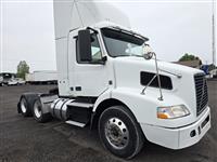 2008 Volvo VNM64T