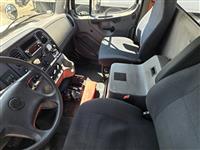 2013 Freightliner M2