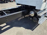2013 Freightliner M2