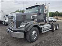 2017 Freightliner Coronado 122 SD