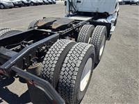 2020 Freightliner Cascadia 126