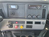 2020 Freightliner Cascadia 126