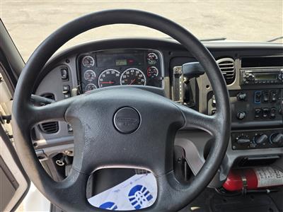 2013 Freightliner M2