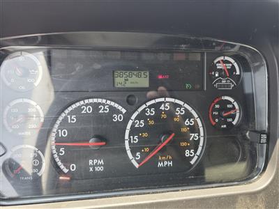 2013 Freightliner M2