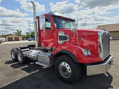 2018 Freightliner Coronado 122 SD