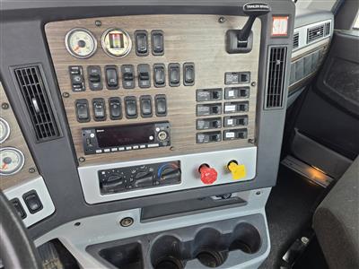 2019 Freightliner Coronado 122 SD