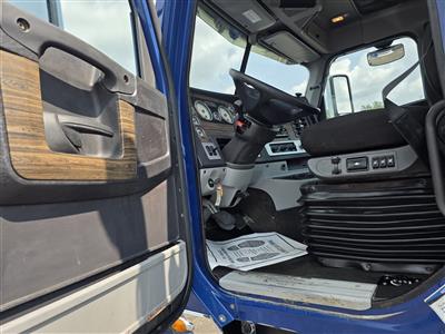 2019 Freightliner Coronado 122 SD