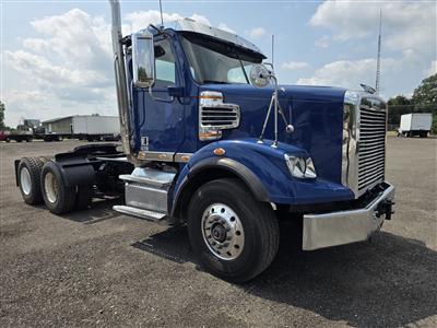 2019 Freightliner Coronado 122 SD