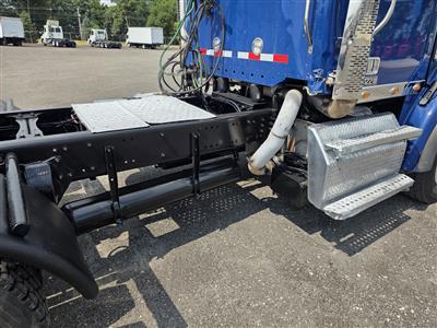 2019 Freightliner Coronado 122 SD