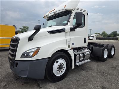 2020 Freightliner Cascadia 126