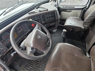 2014 Volvo VNL630