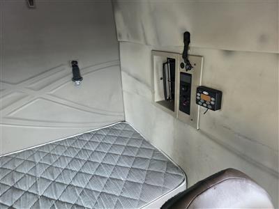 2014 Volvo VNL630
