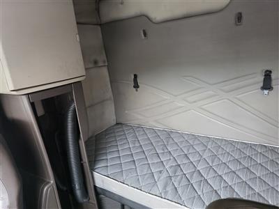 2014 Volvo VNL630