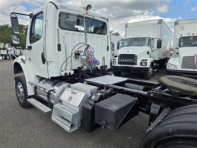 2015 Freightliner M2