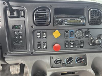 2015 Freightliner M2