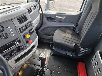 2020 Peterbilt 567