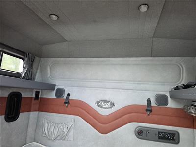 2015 Mack CXU613