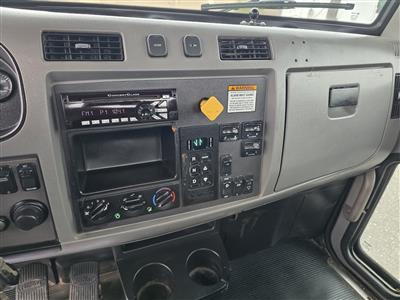 2016 Peterbilt 348