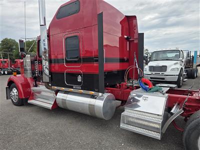 2010 Kenworth W900L