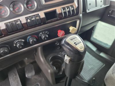 2010 Kenworth W900L