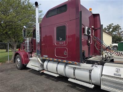 1999 Kenworth W900L