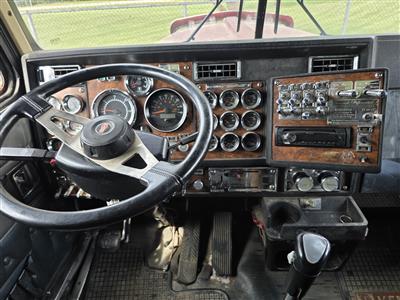 1999 Kenworth W900L