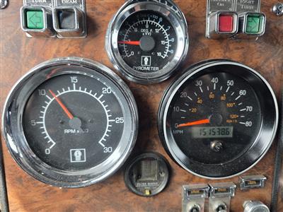 1999 Kenworth W900L