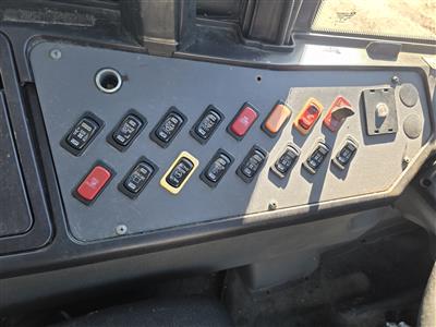 2012 Freightliner M2