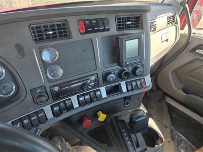 2017 Kenworth T880