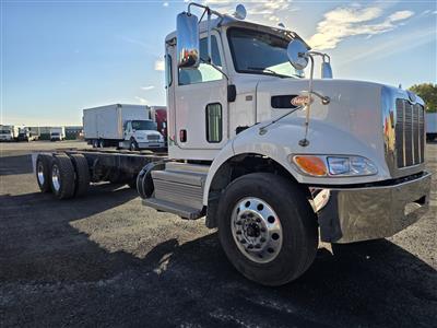 2021 Peterbilt 348