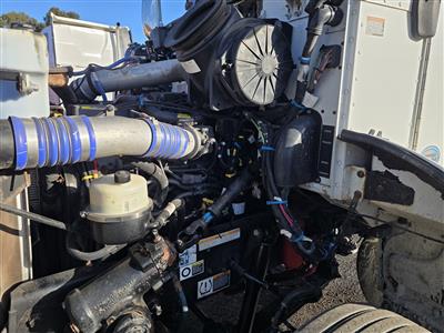 2021 Peterbilt 348