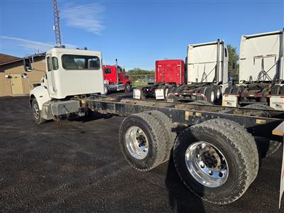 2021 Peterbilt 348