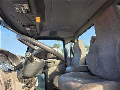 2021 Peterbilt 348