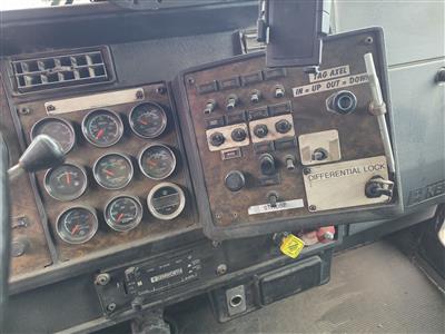 1995 Kenworth T800