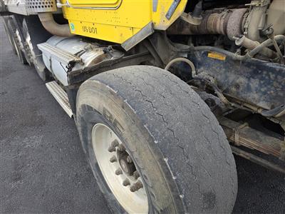 1999 Kenworth T800