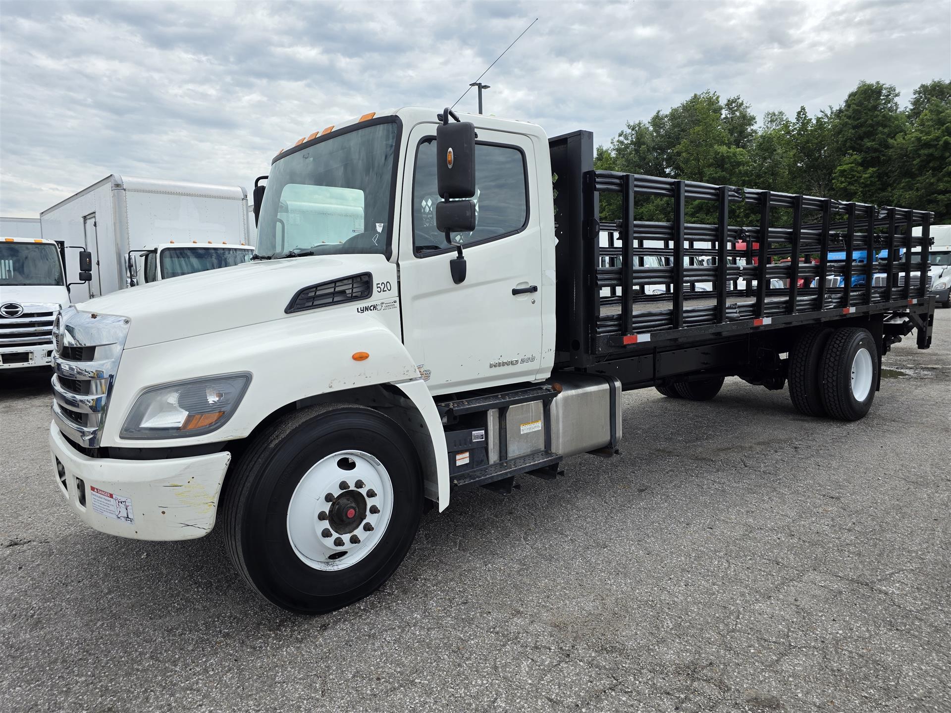 2015 Hino 268