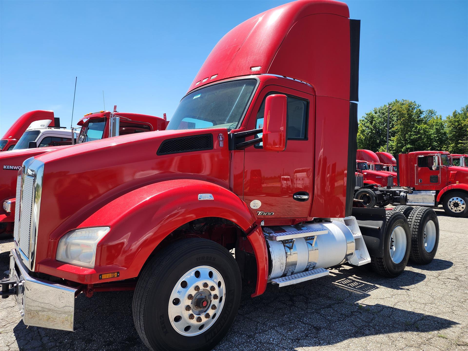 2017 Kenworth T880