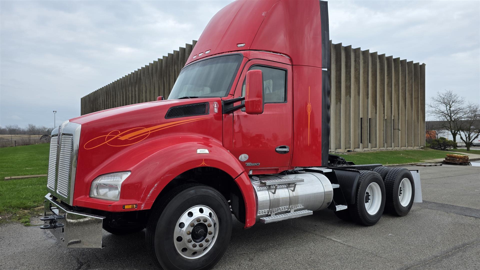 2016 Kenworth T880