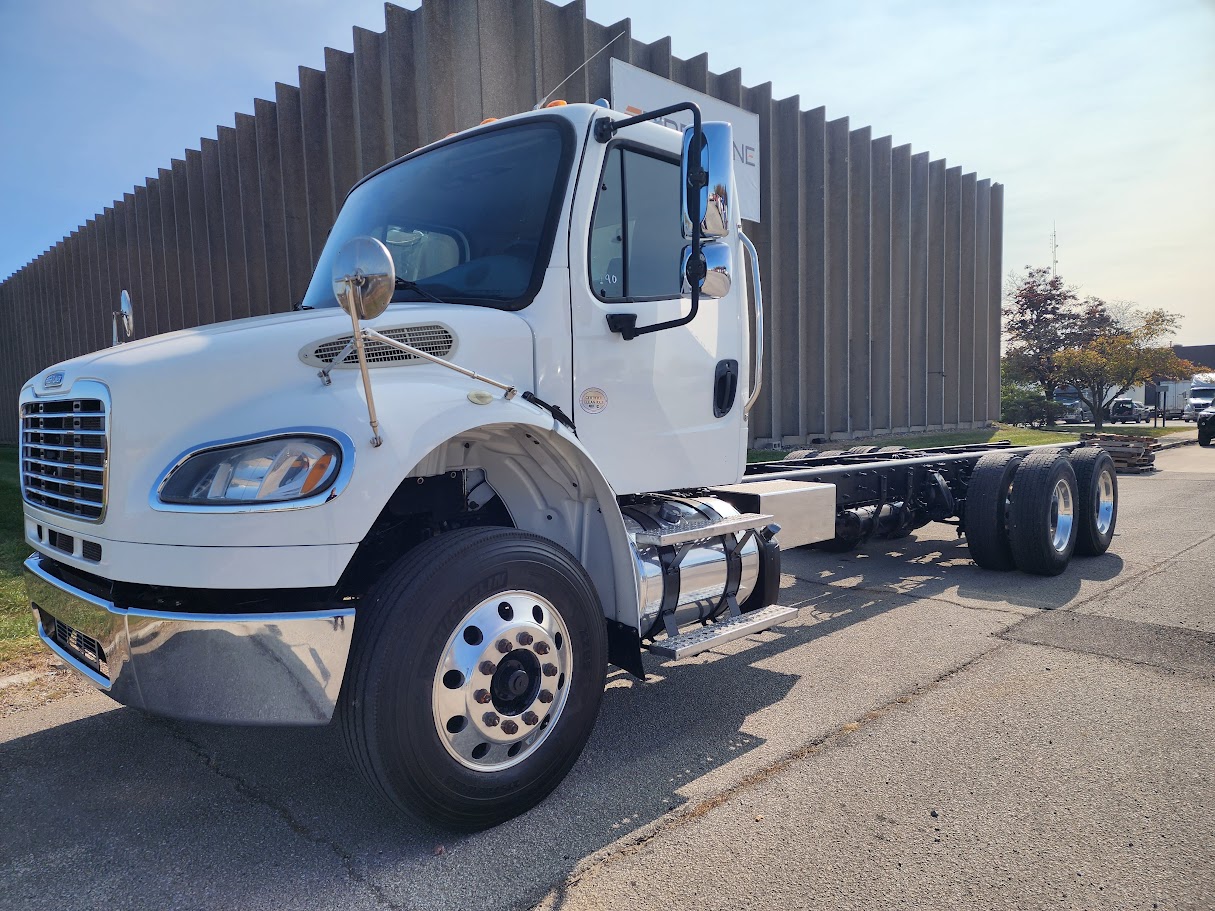 2019 Freightliner M2