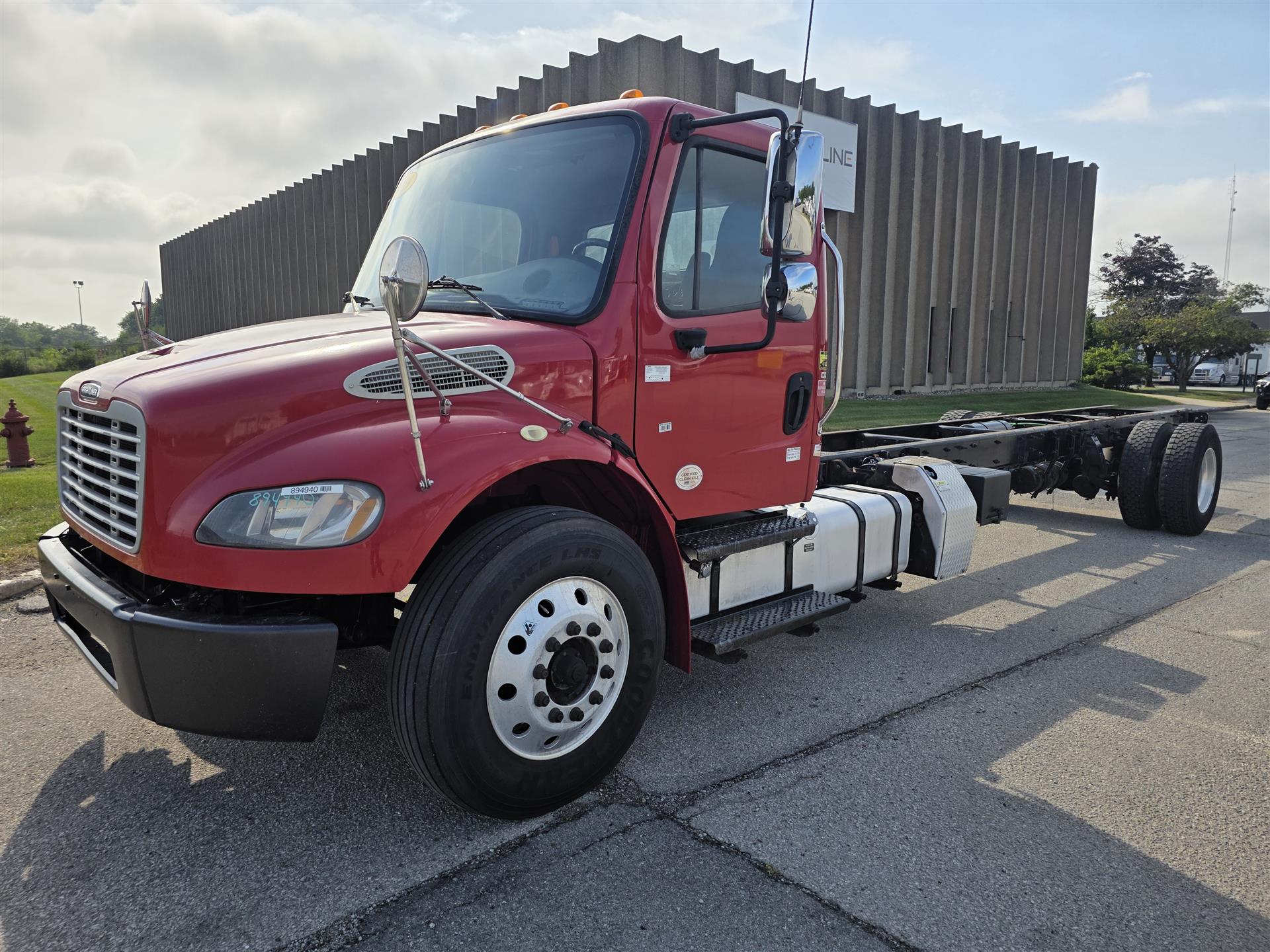2019 Freightliner M2