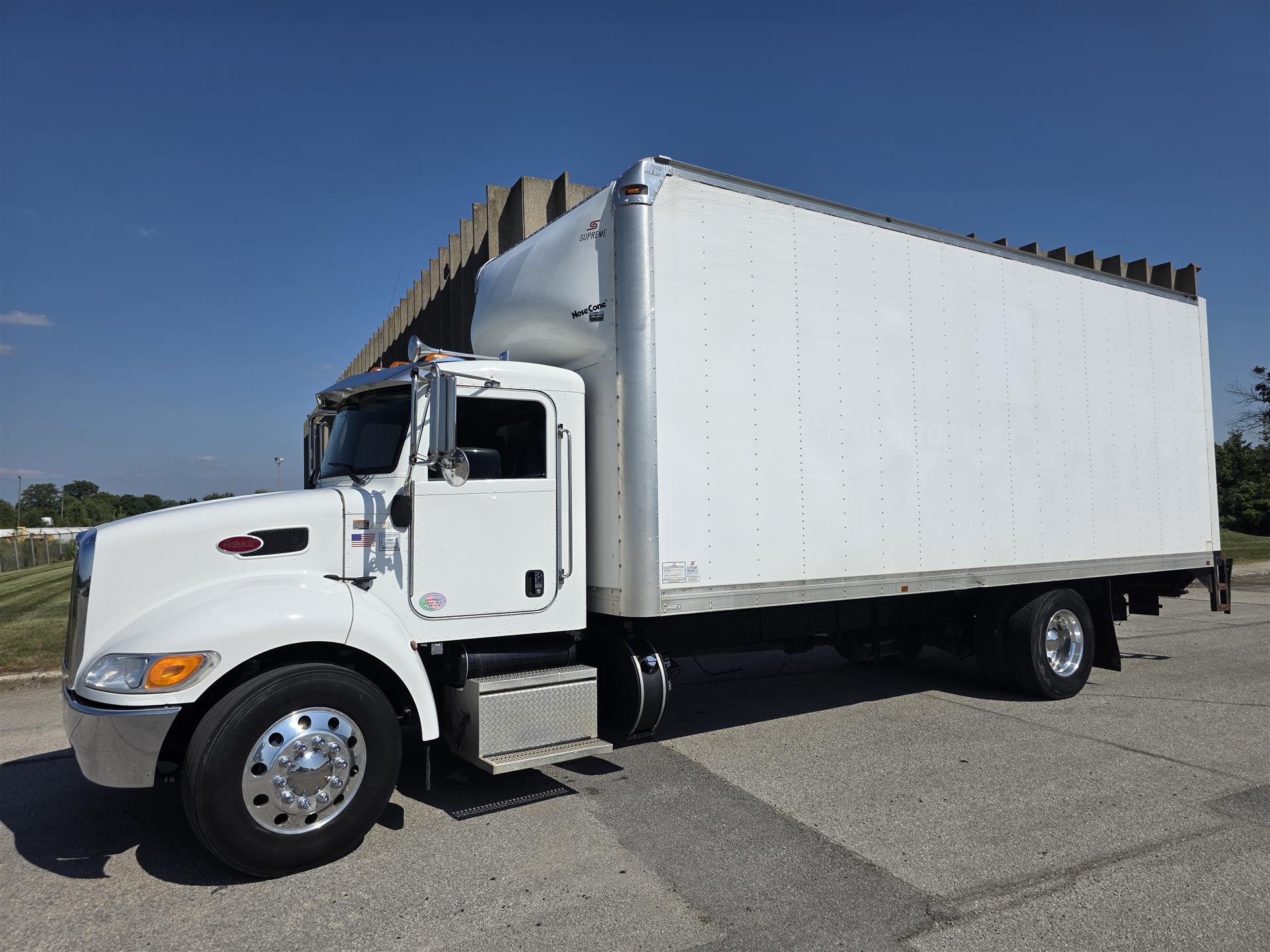 2018 Peterbilt 337
