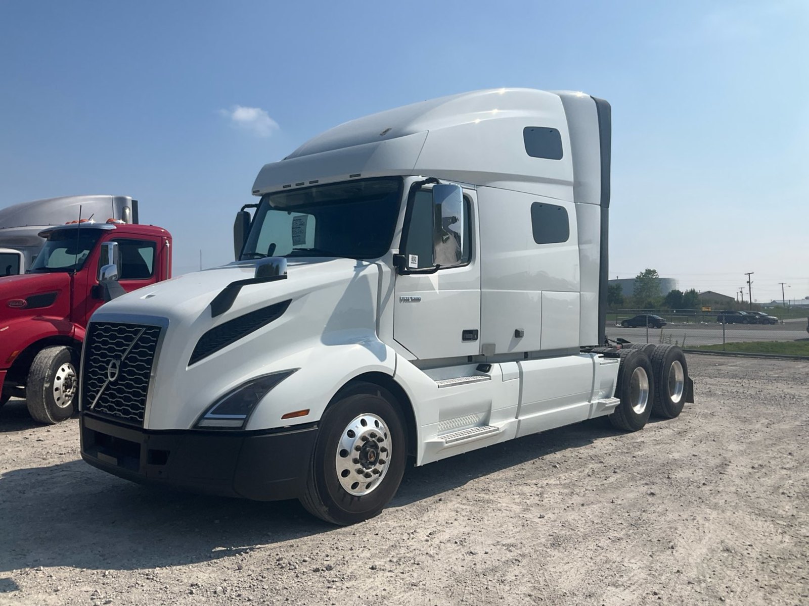 2020 Volvo VNL760